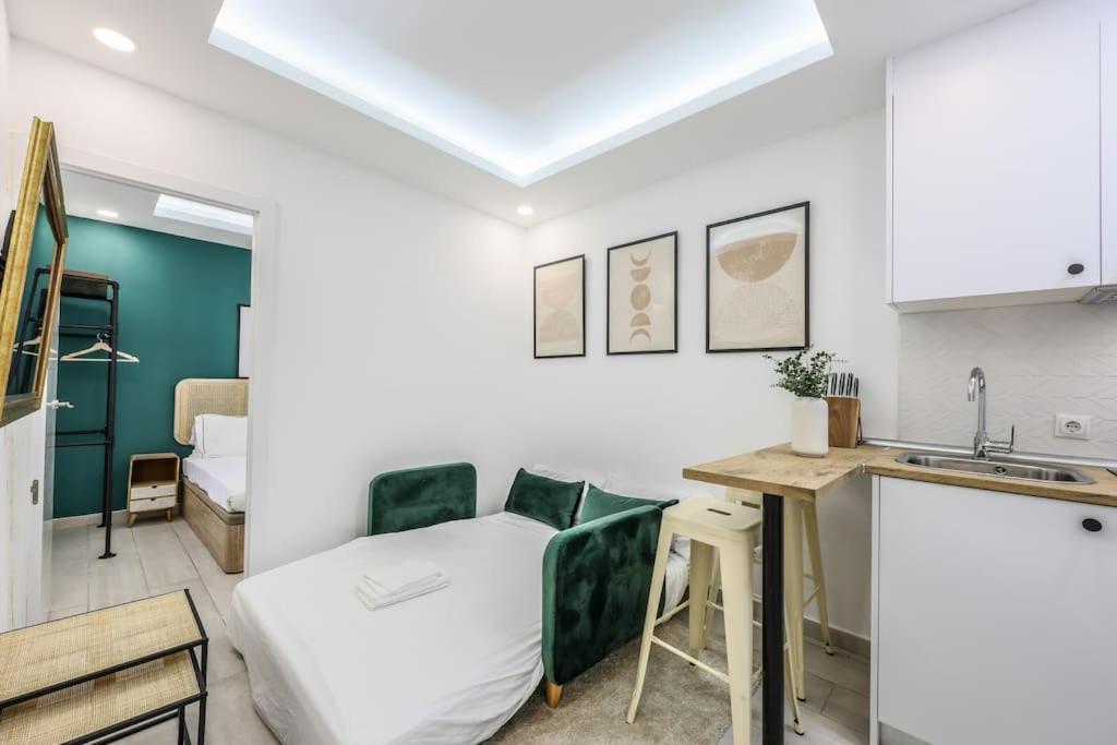 Luxe Apartment In Tetuan Madrid Exterior foto